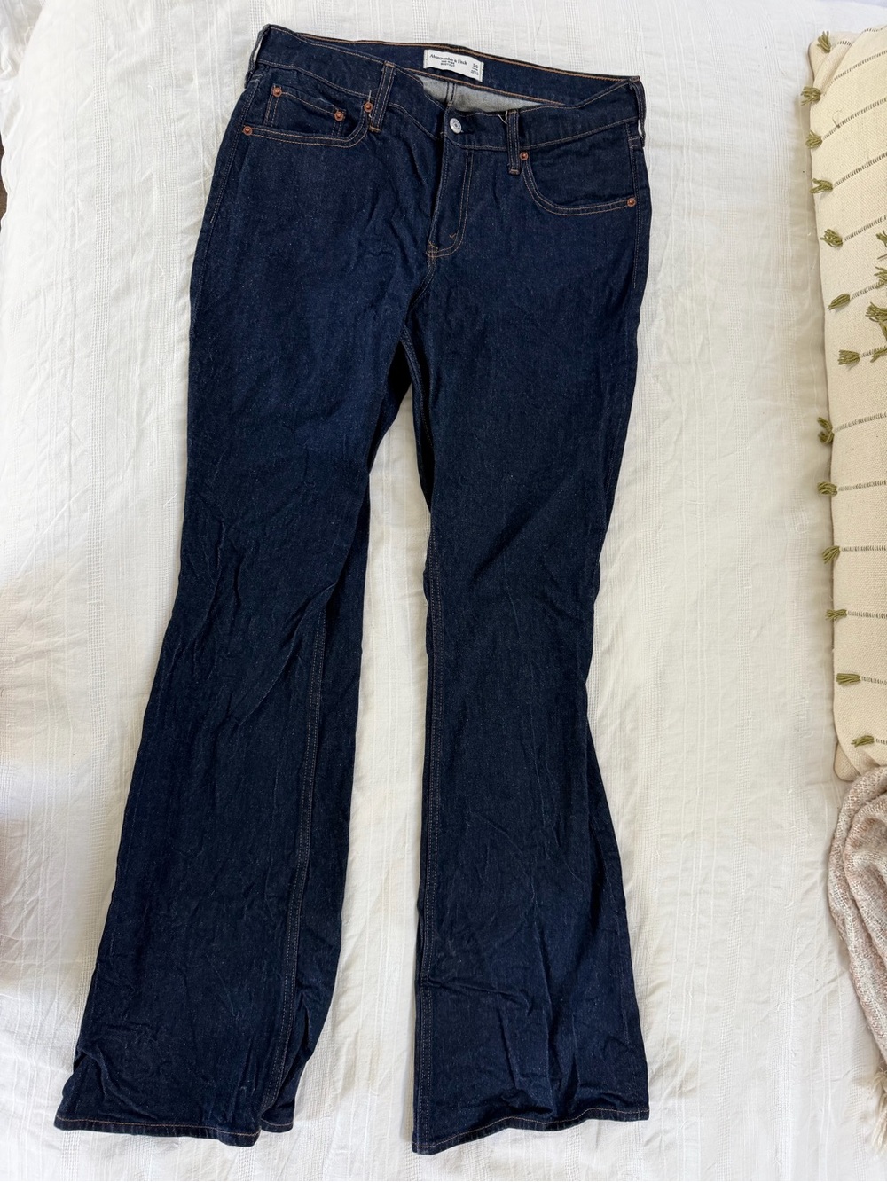 Abercrombie & Fitch mid-rise Bootcut Jeans